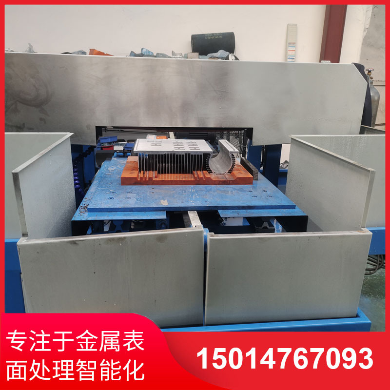 鋁(lv)材(cai)直(zhi)紋(wen)拉(la)絲機廠傢