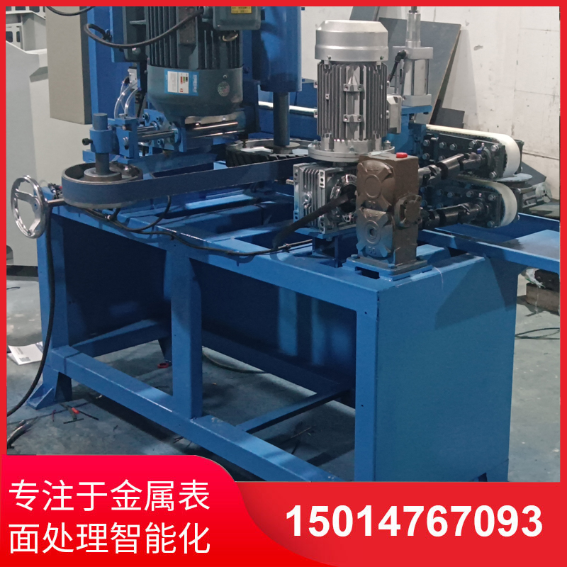 自(zi)動(dong)側麵砂光機(ji)廠傢